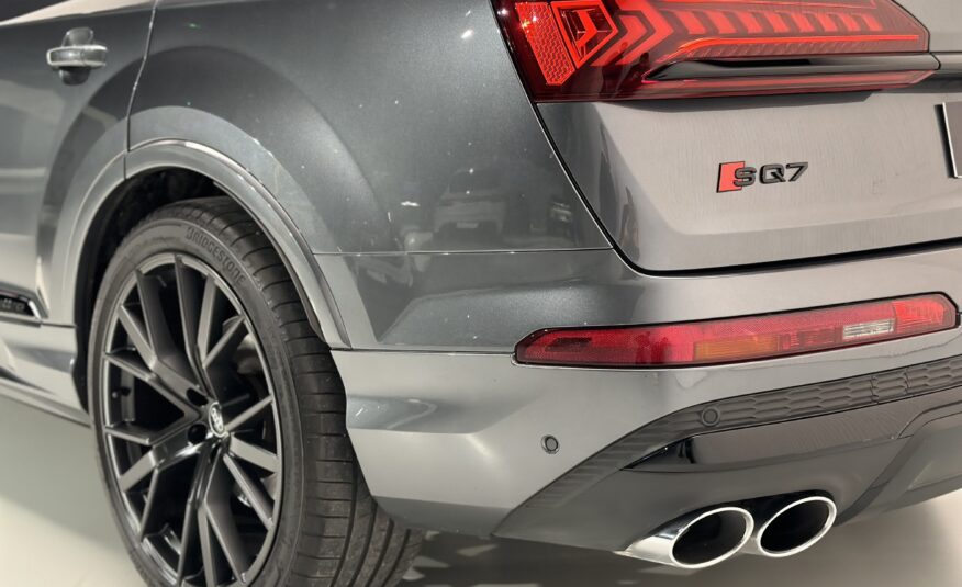 AUDI SQ7